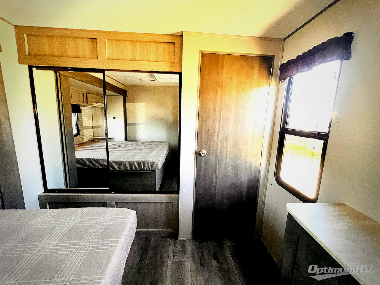 2024 Coachmen Catalina Legacy Edition 303RKDS Photo 18