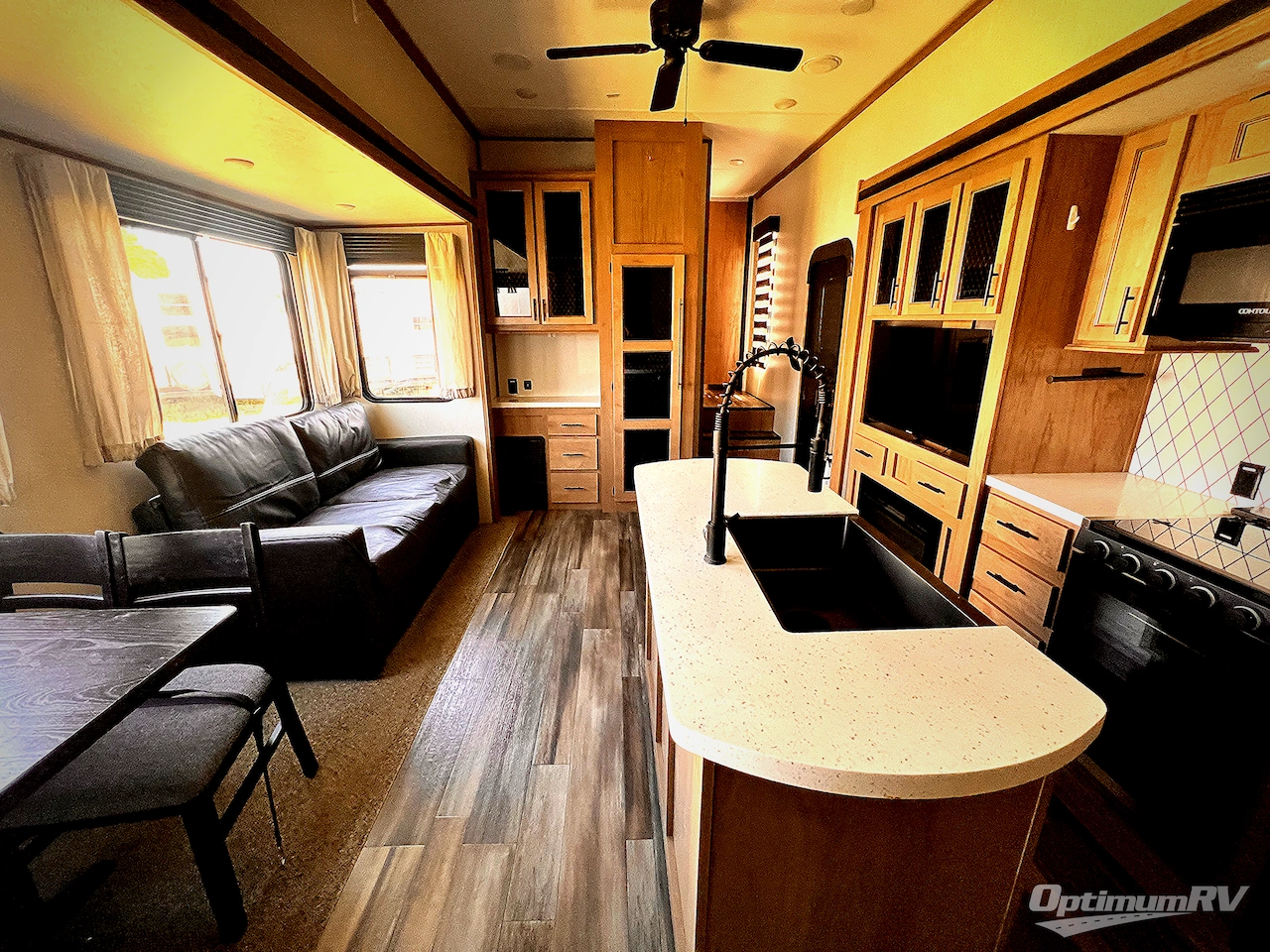 2023 Forest River Sabre 38DBQ Photo 5