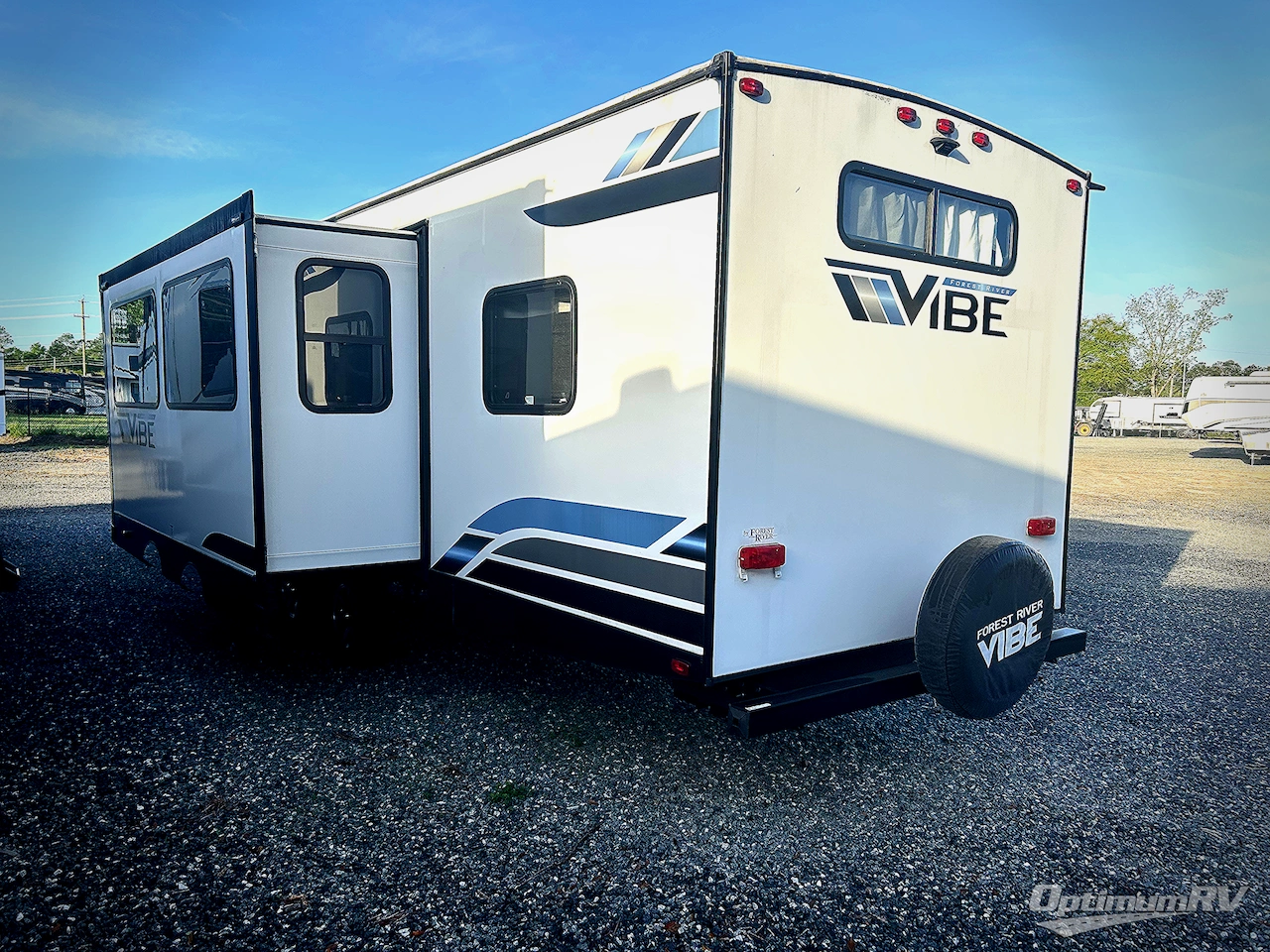 2022 Forest River Vibe 28BH Photo 3