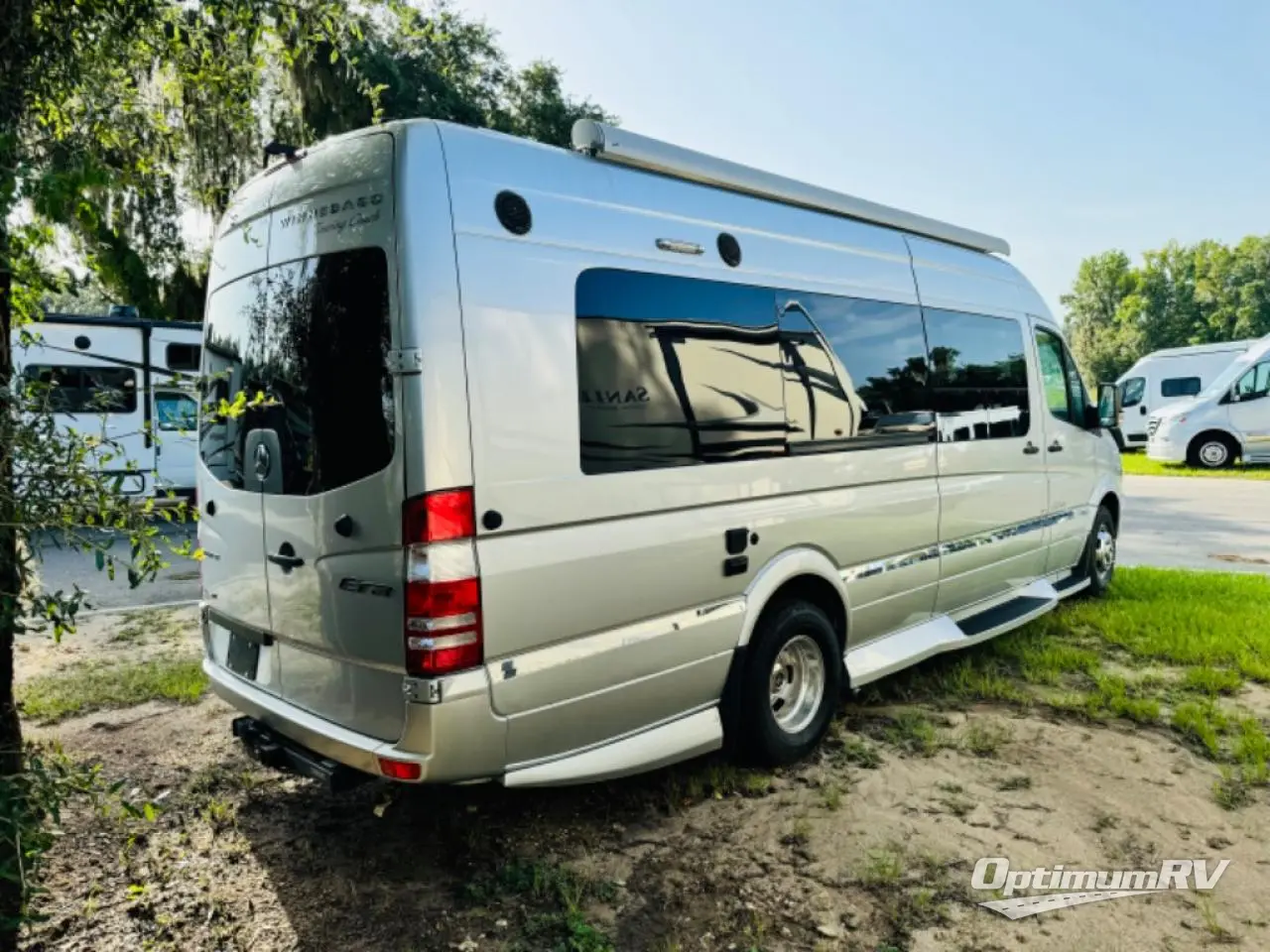 2017 Winnebago Era 70M Photo 2
