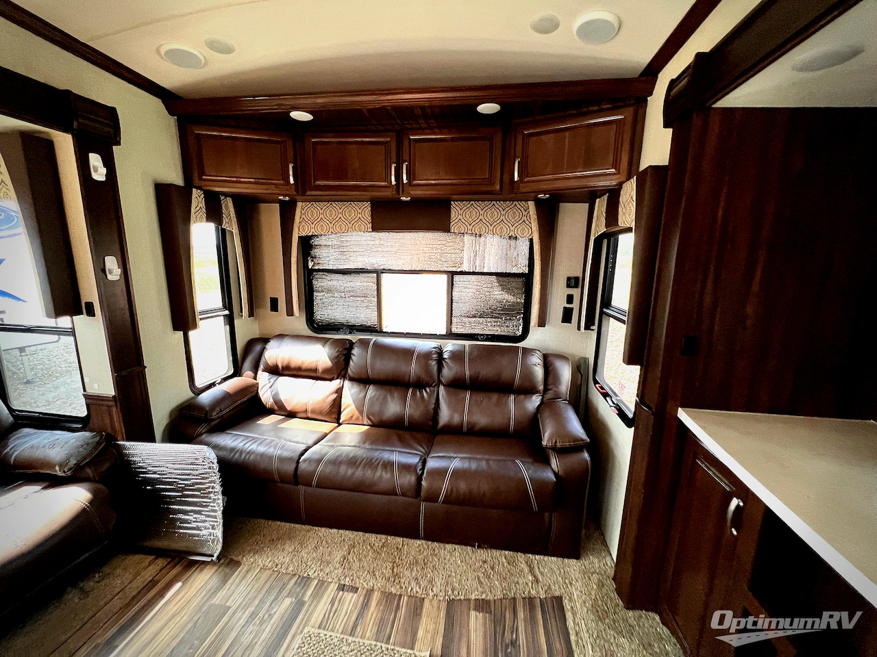 2017 Forest River Cardinal 3850RL Photo 10