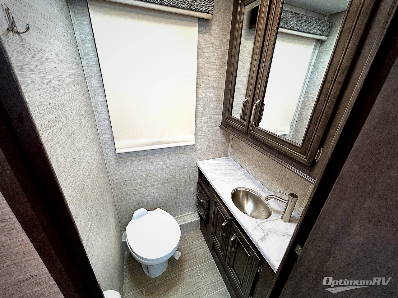 2023 Entegra Esteem 29V Photo 15