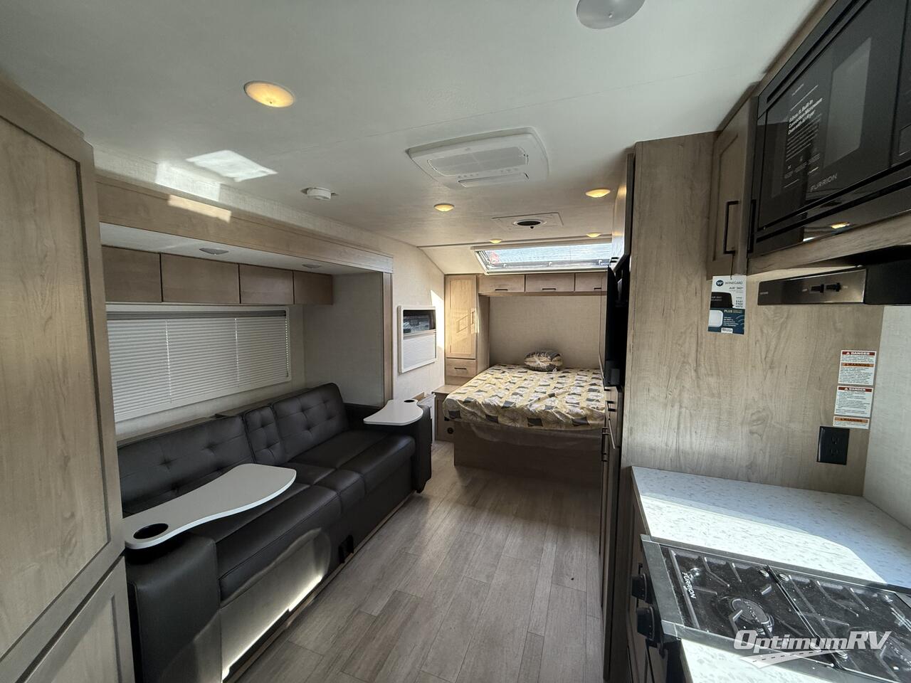 2025 Ember Overland Series 201FBQ Photo 3