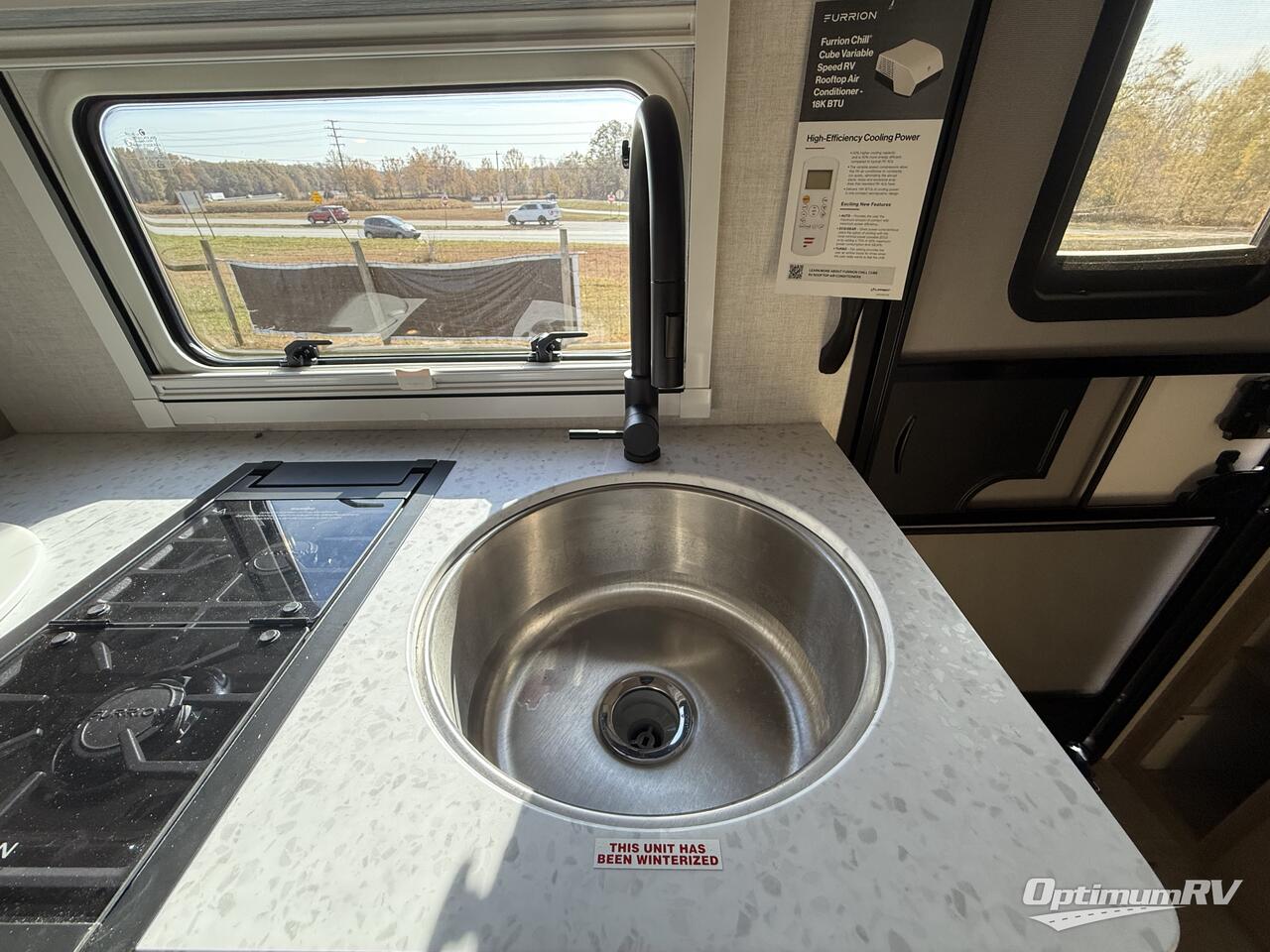 2025 Ember Overland Series 201FBQ Photo 8