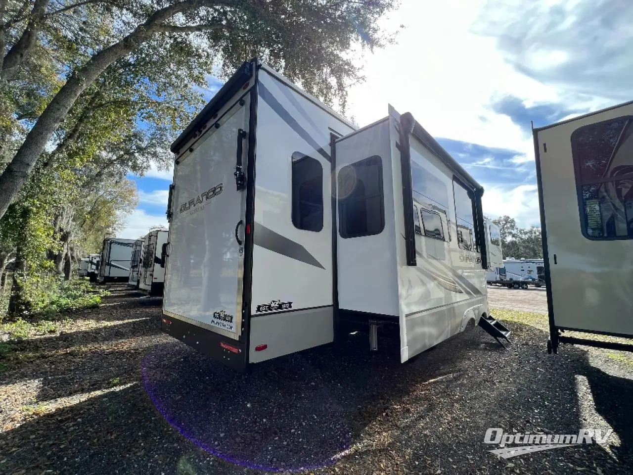 2024 KZ Durango Gold G358RPQ Photo 2