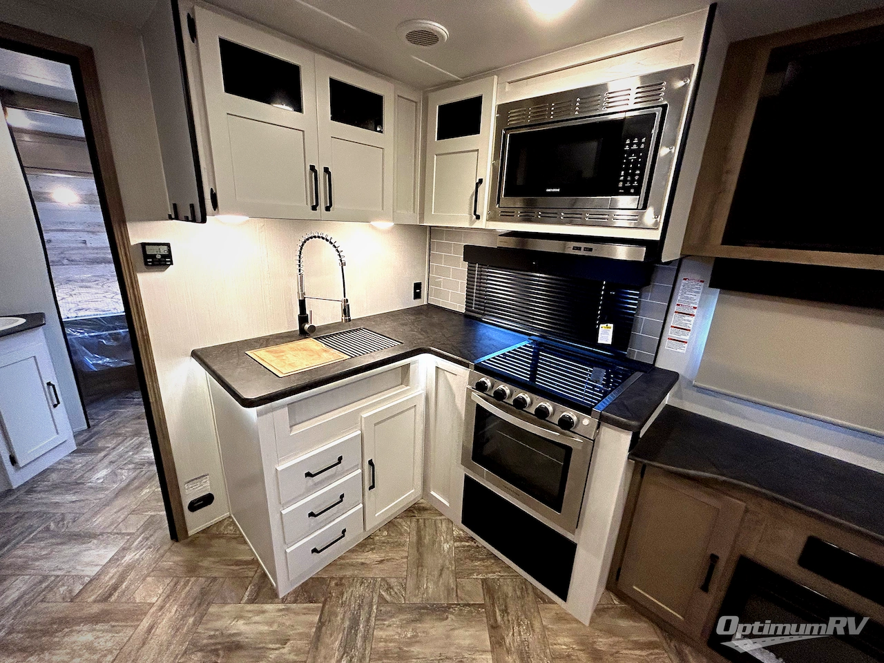 2023 Palomino Puma 26RLS Photo 6