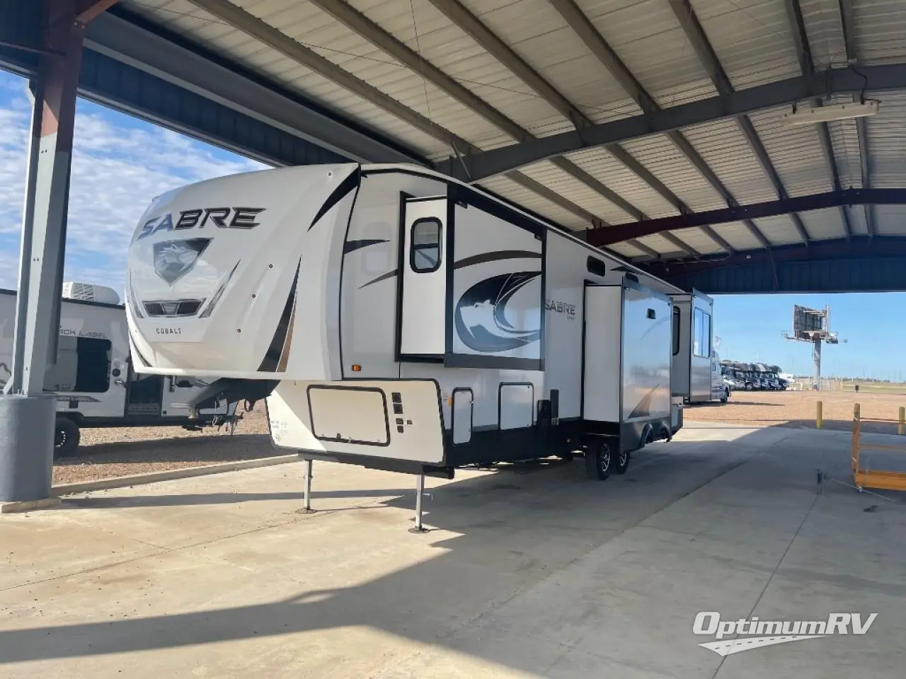 2023 Forest River Sabre 350RL Photo 4