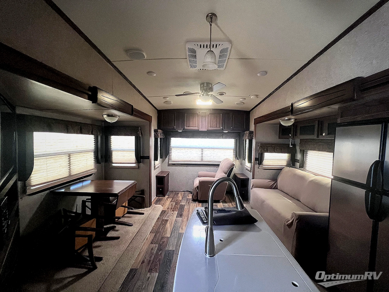 2017 Forest River Rockwood Signature Ultra Lite 8299BS Photo 4