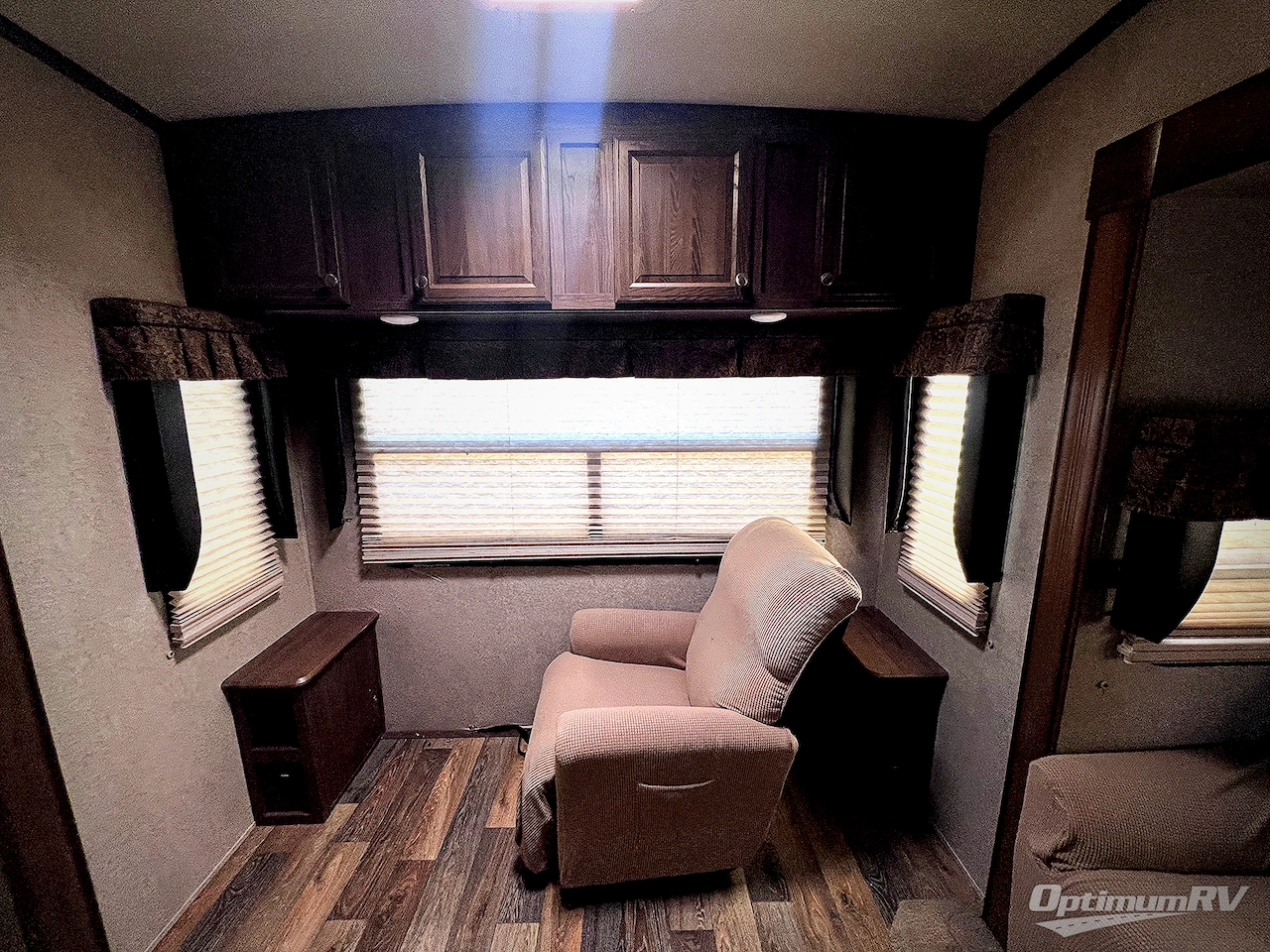 2017 Forest River Rockwood Signature Ultra Lite 8299BS Photo 13
