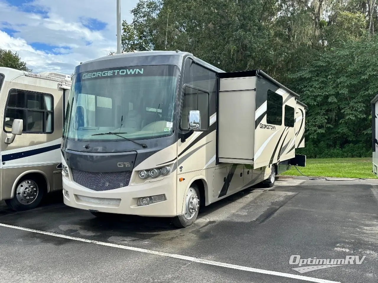 2021 Forest River Georgetown 5 Series 34M5 Photo 4