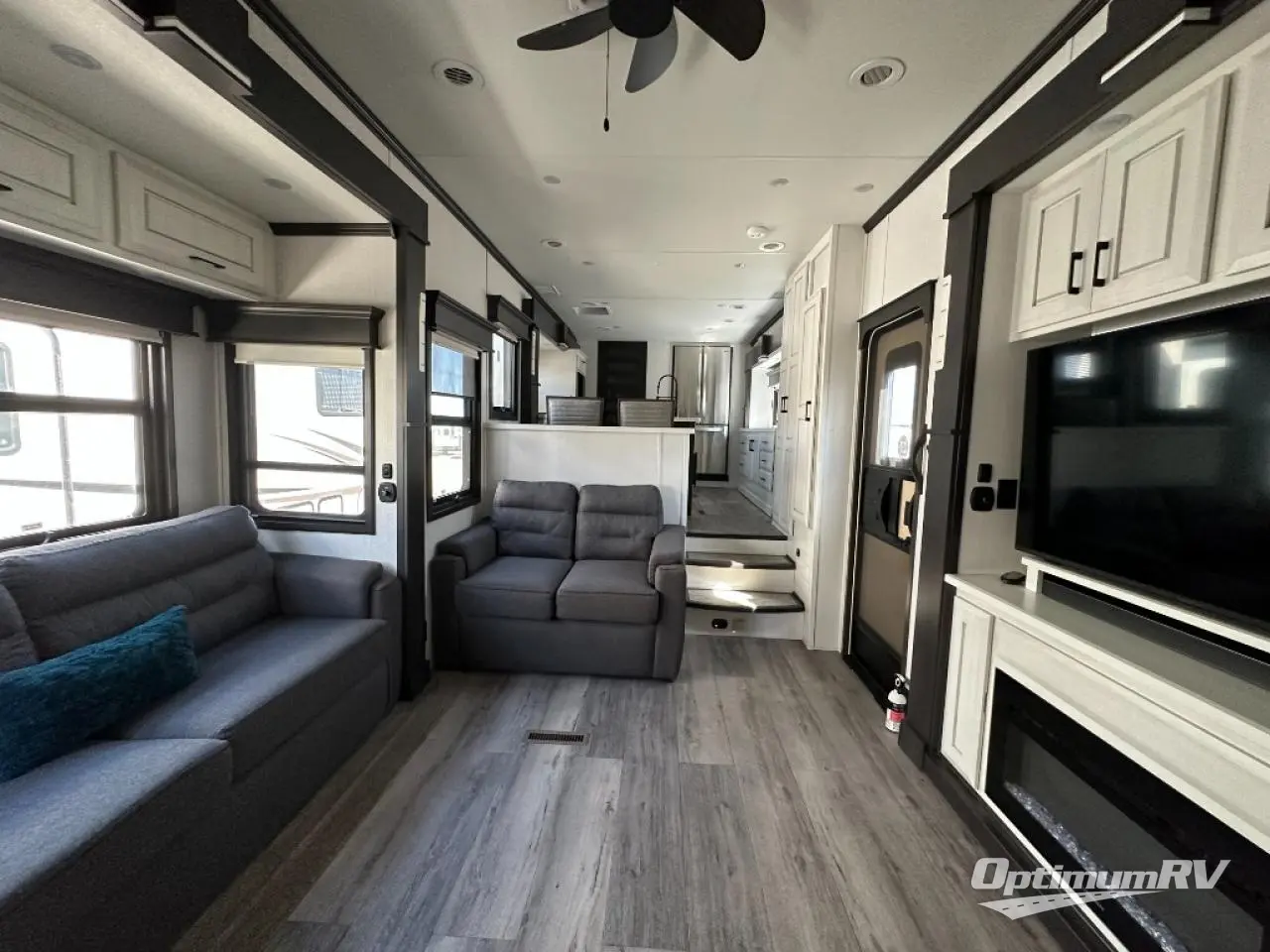 2021 DRV Luxury Suites Mobile Suites 41 FKMB Photo 6