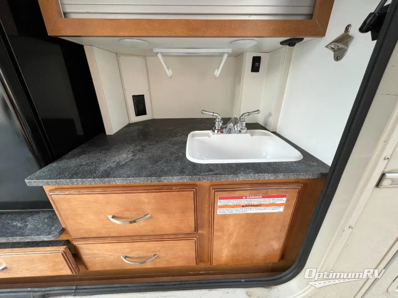 2019 Winnebago Vista 29VE Photo 10