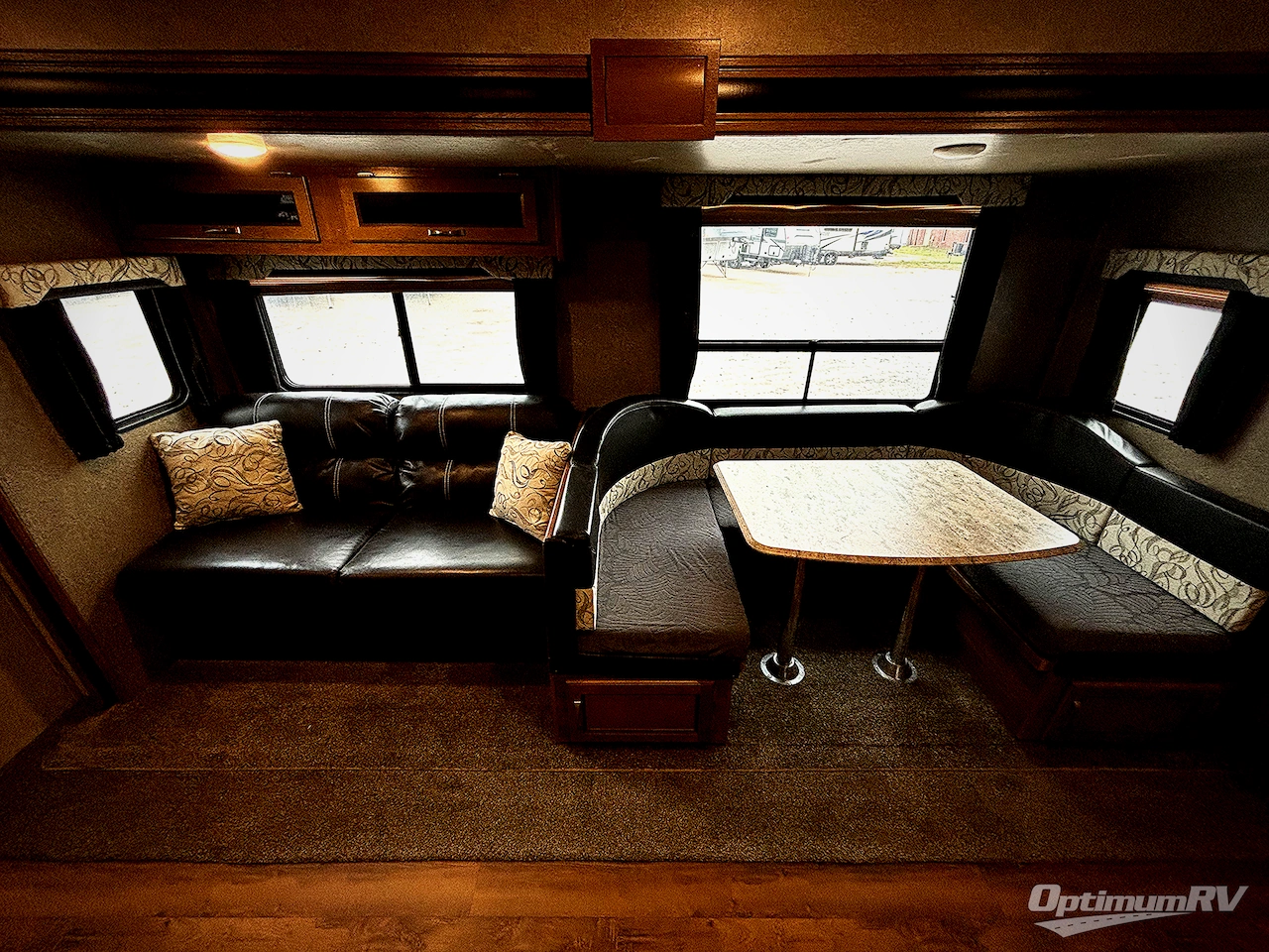 2018 Coachmen Catalina Legacy 273BHS Photo 6