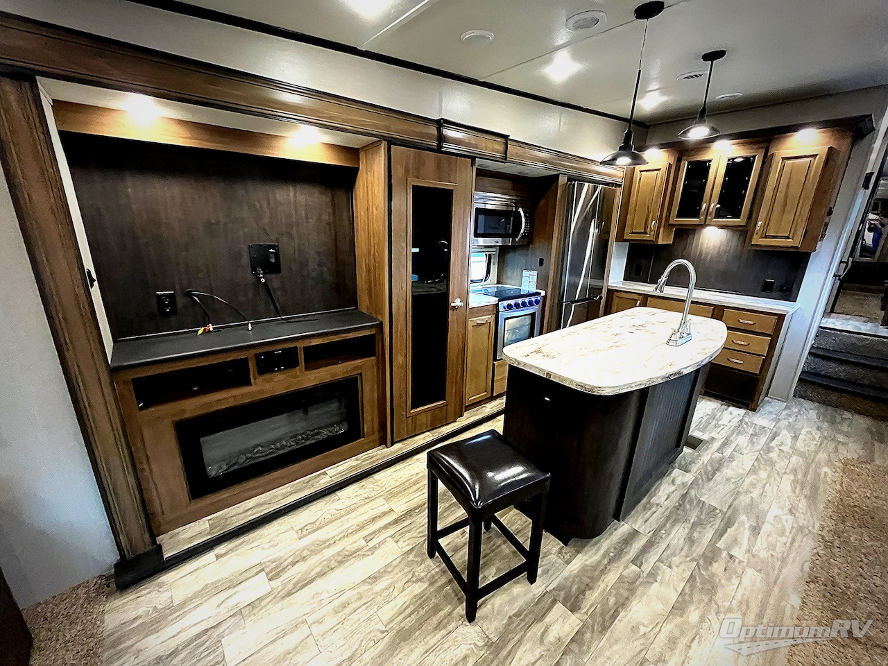 2020 Coachmen Chaparral 336TSIK Photo 7