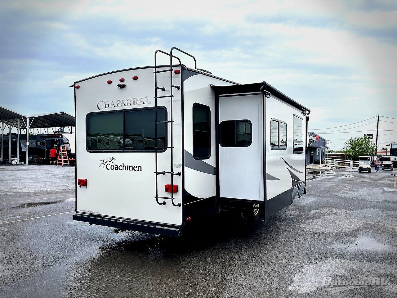 2020 Coachmen Chaparral 336TSIK Photo 2