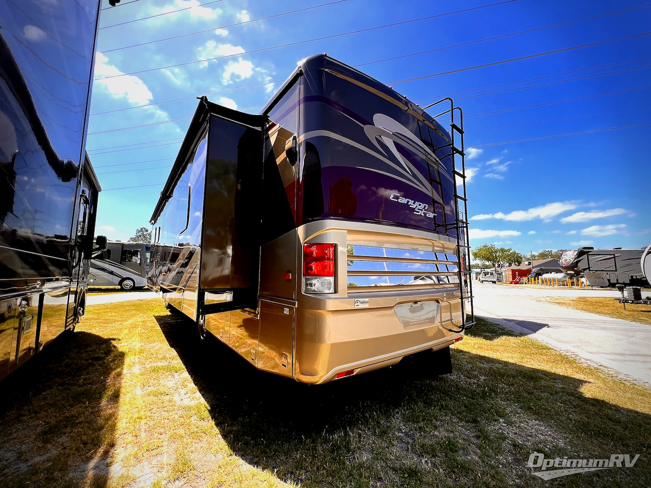2014 Newmar Canyon Star 3612 Photo 3
