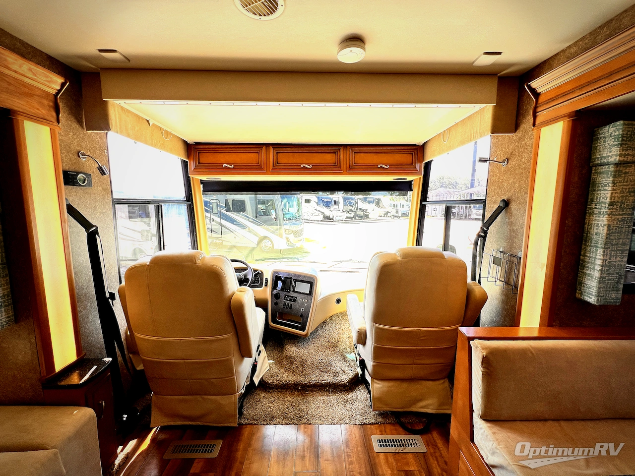 2014 Newmar Canyon Star 3612 Photo 6