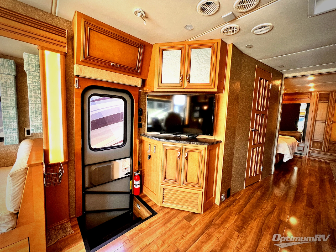 2014 Newmar Canyon Star 3612 Photo 9
