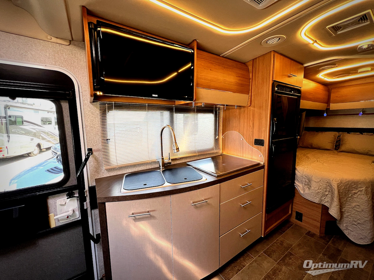2018 Winnebago View 24J Photo 14