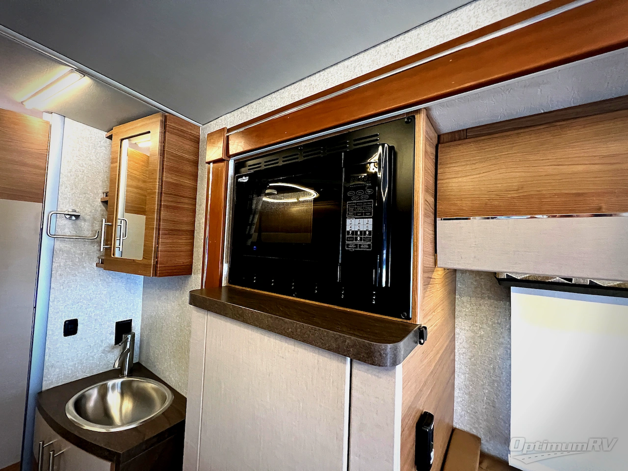 2018 Winnebago View 24J Photo 13