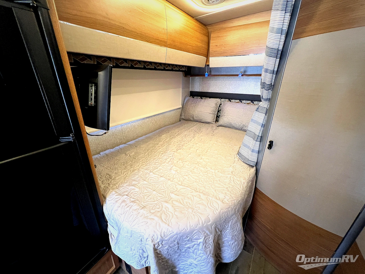 2018 Winnebago View 24J Photo 19