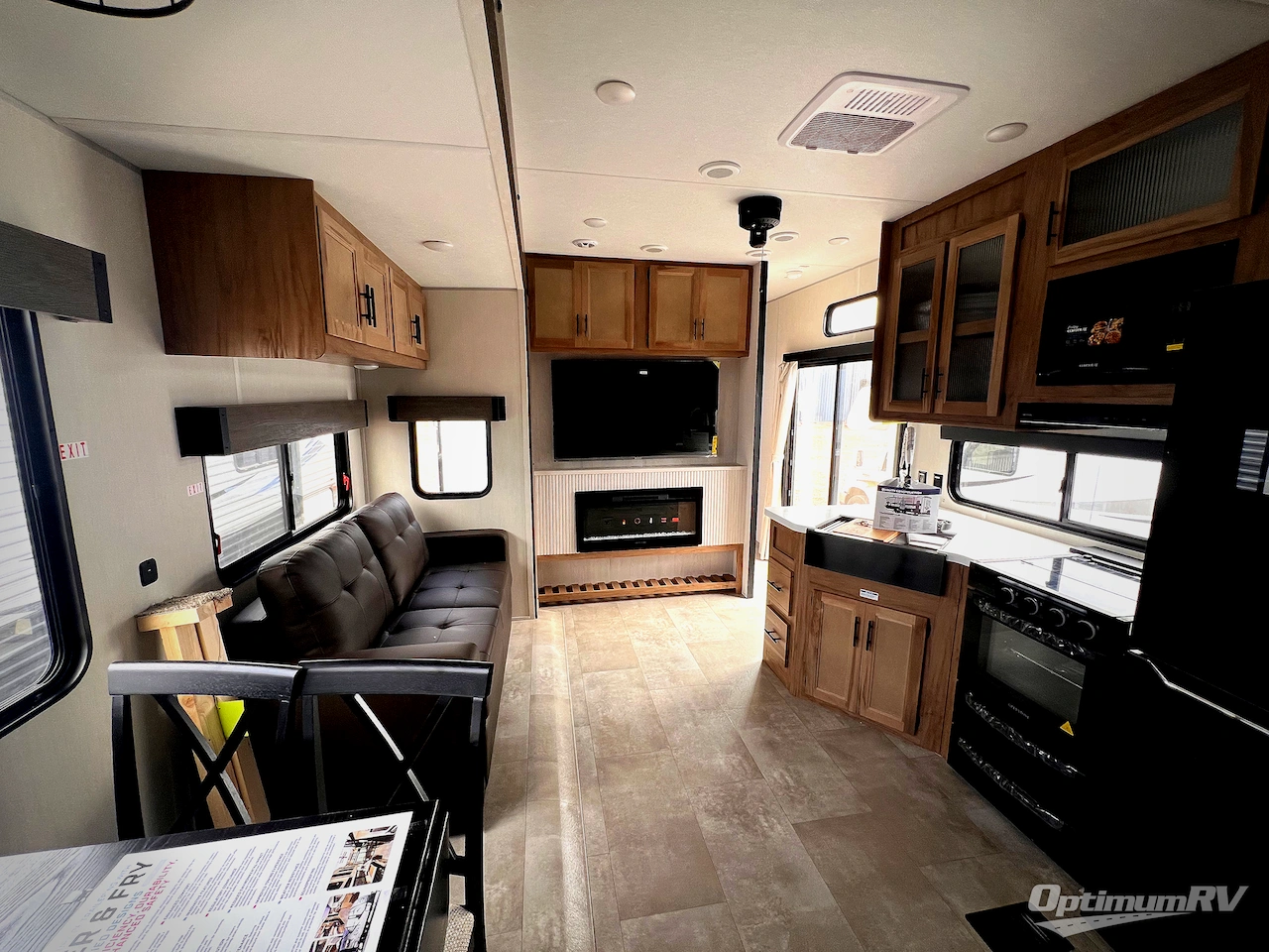 2025 Forest River Cherokee Timberwolf 39HBA Photo 5