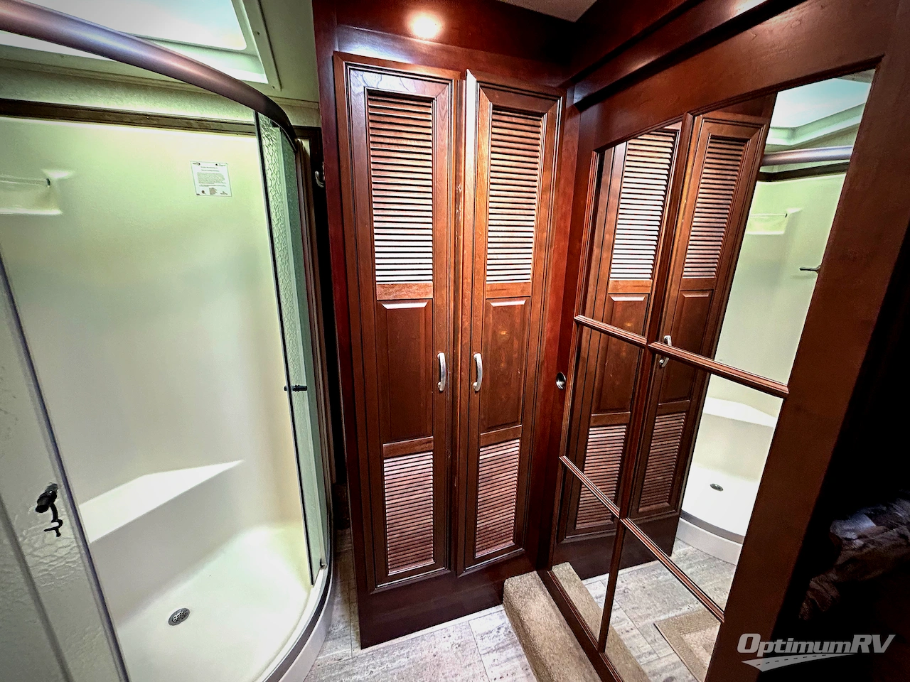 2017 Jayco Designer 37FB Photo 9