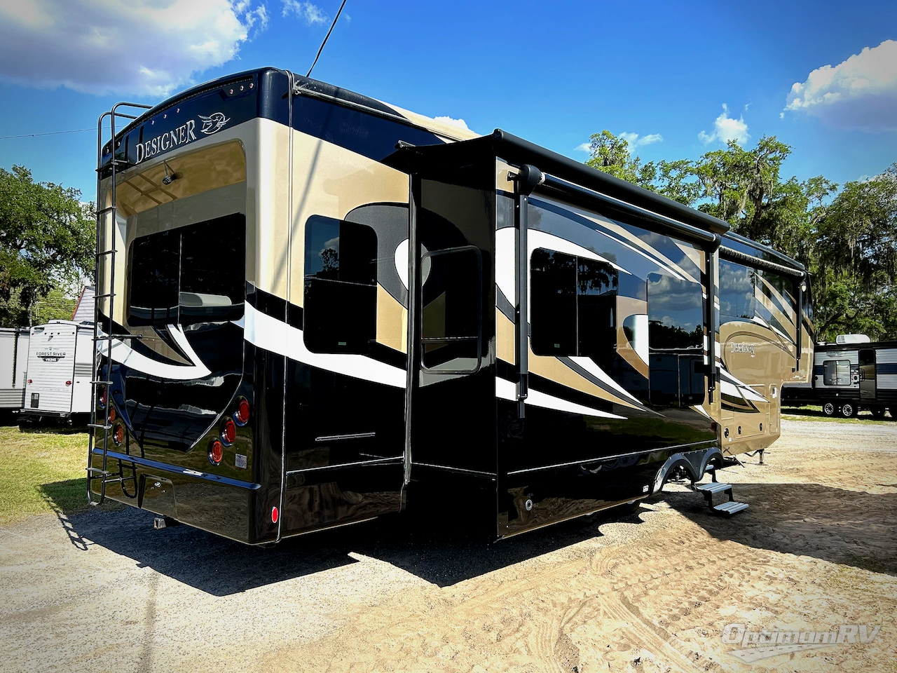 2017 Jayco Designer 37FB Photo 2