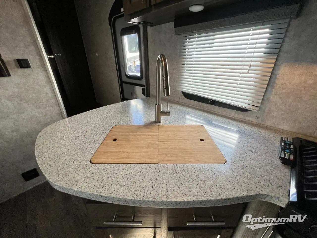 2018 Highland Ridge Mesa Ridge Lite MF2950BH Photo 9