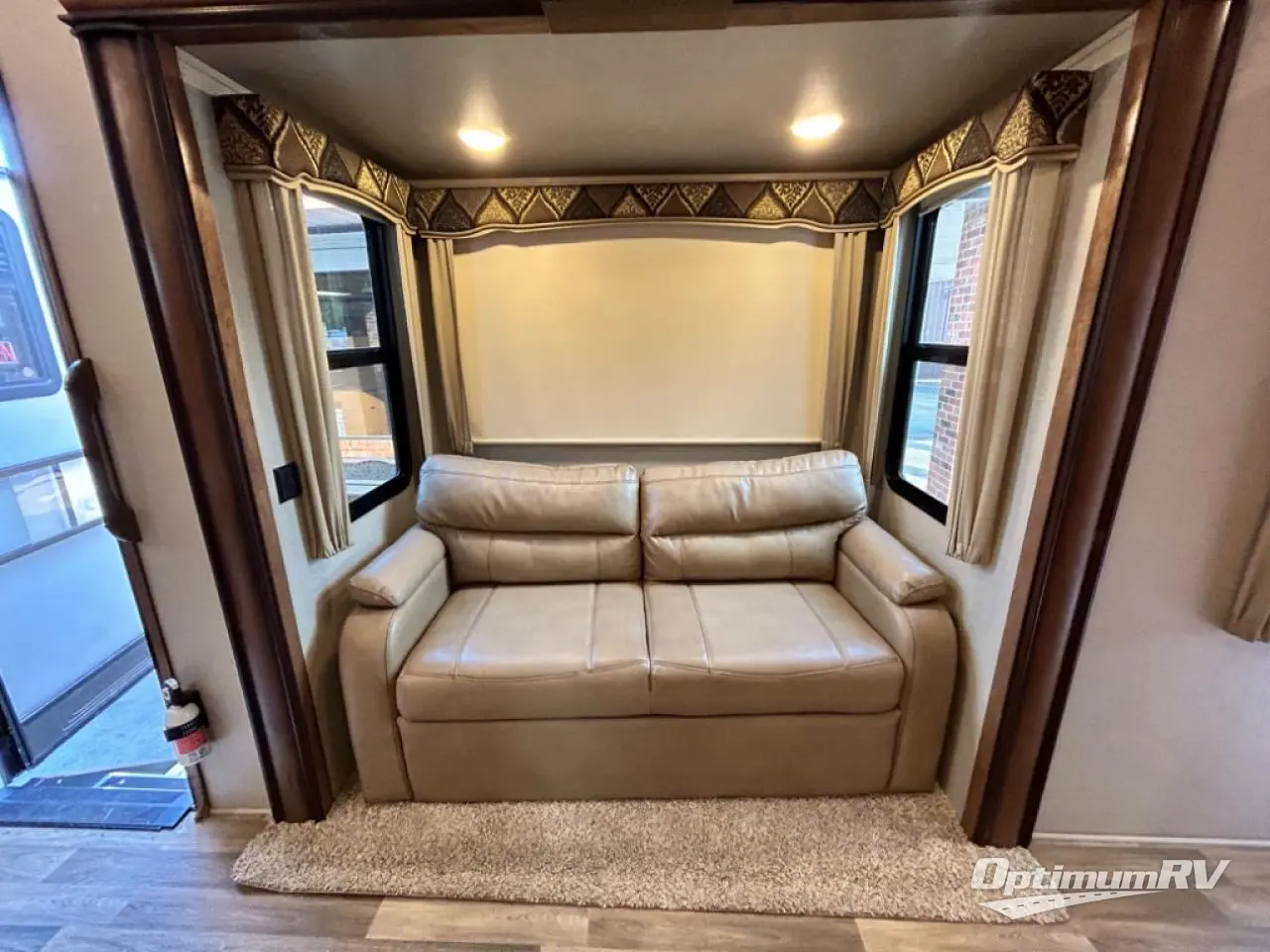 2017 Keystone Montana 3820FK Photo 8