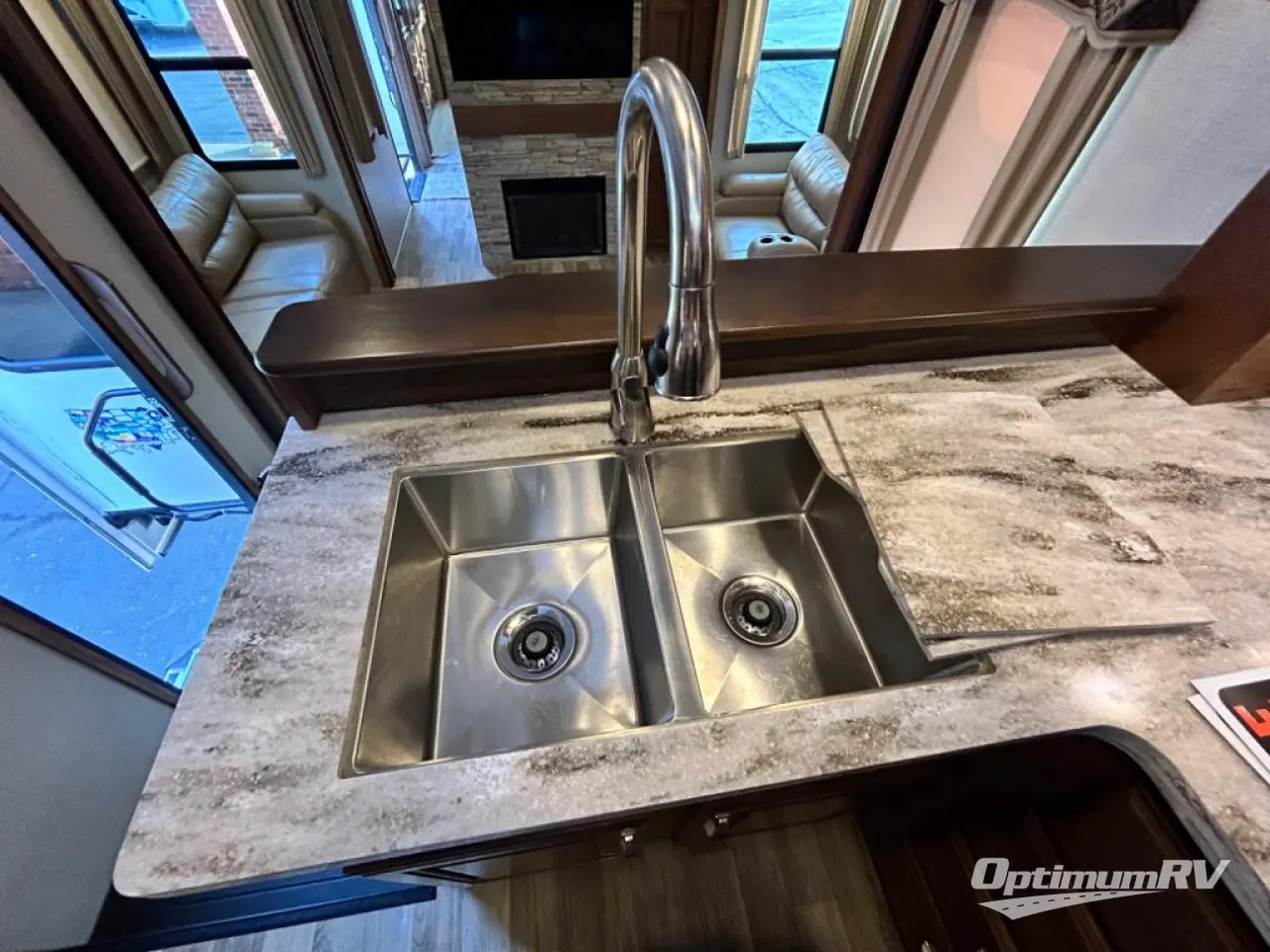 2017 Keystone Montana 3820FK Photo 18