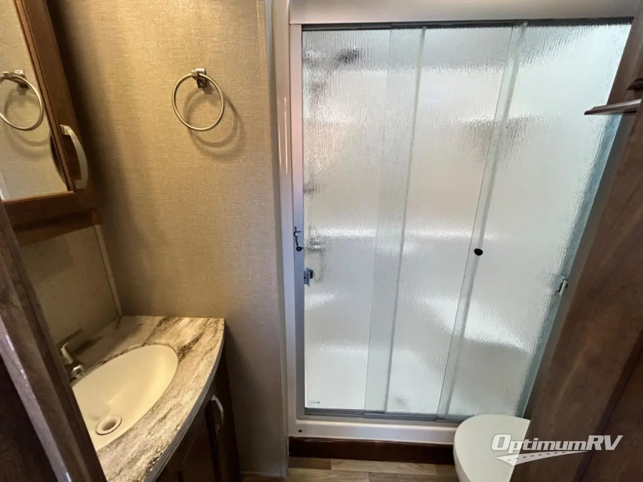 2017 Keystone Montana 3820FK Photo 26