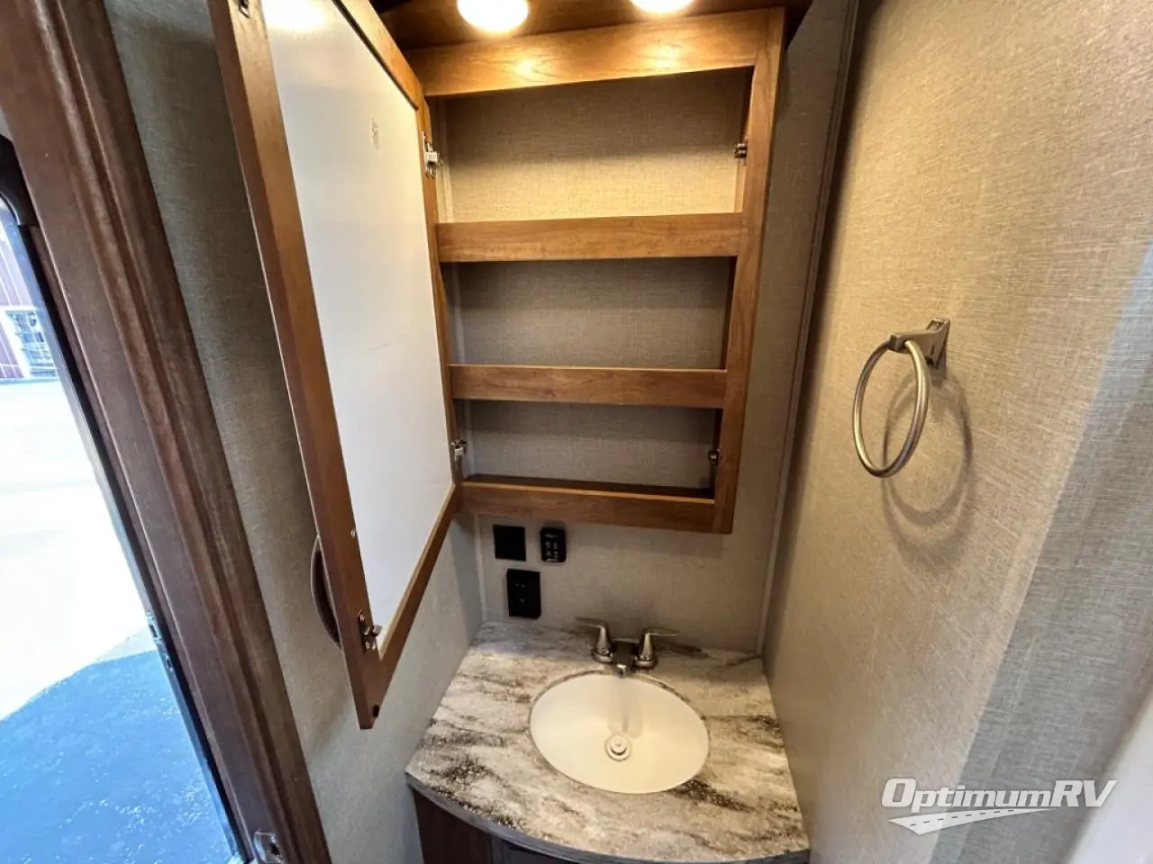 2017 Keystone Montana 3820FK Photo 29