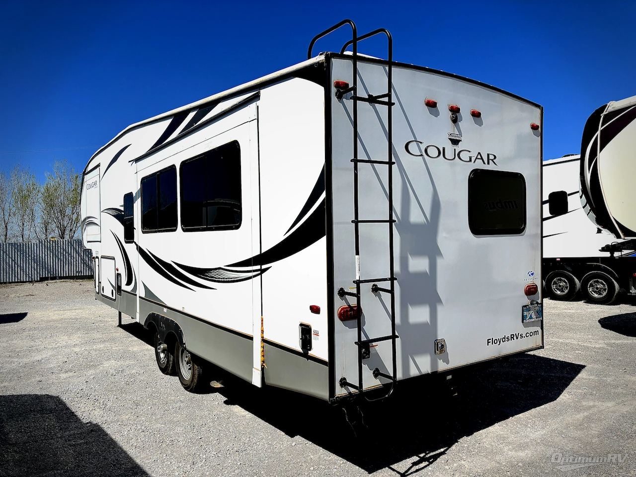 2021 Keystone Cougar Half-Ton 29RKS Photo 3