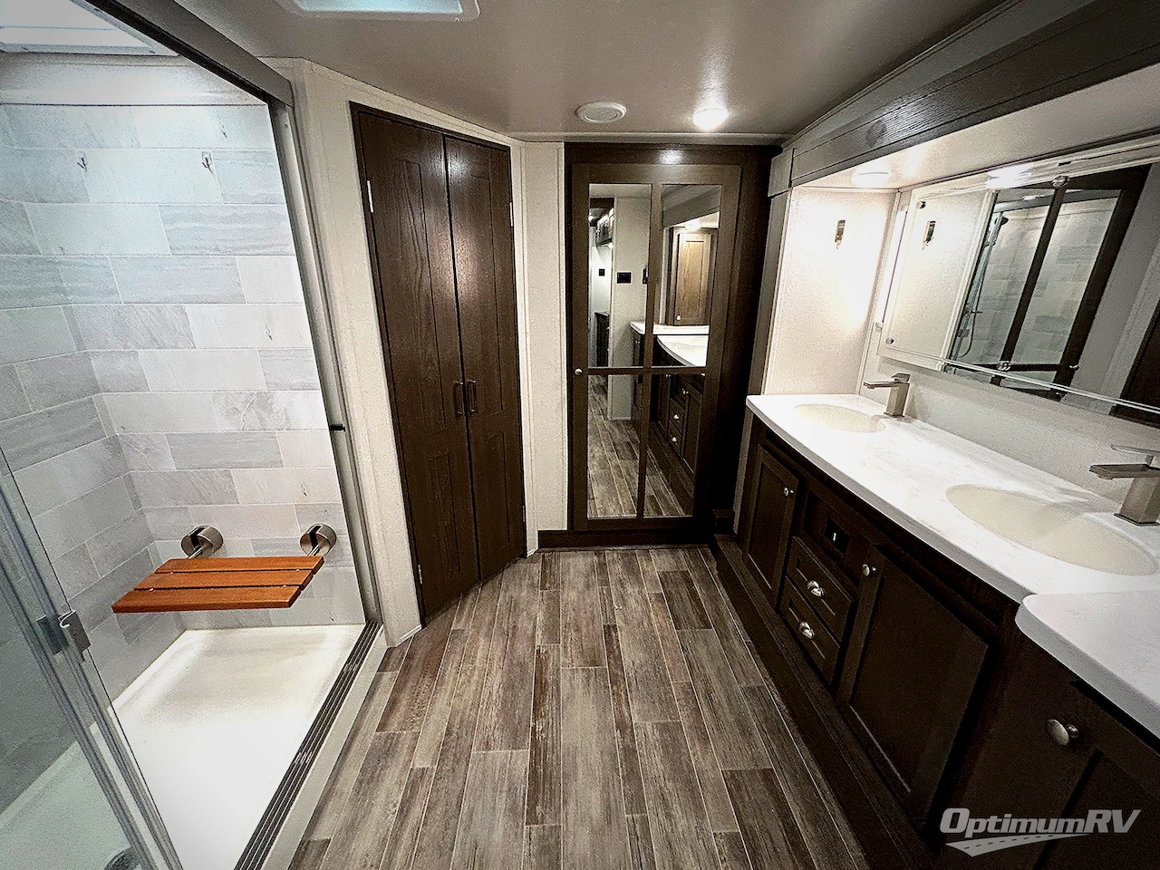 2022 Palomino Columbus C-Series 382FBC Photo 6
