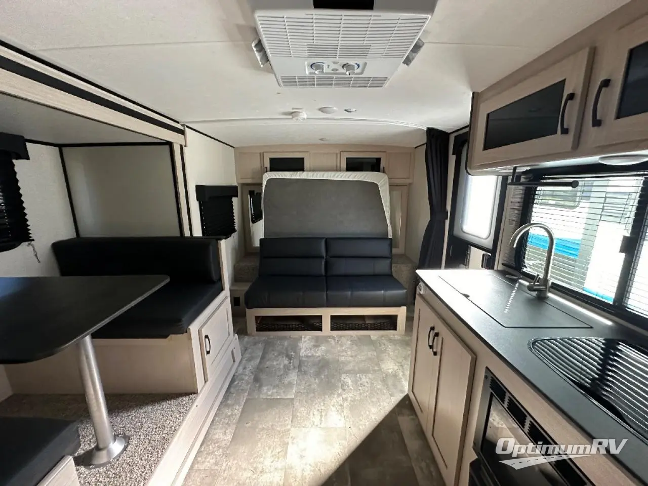 2022 Coachmen Apex Nano 203RBK Photo 5