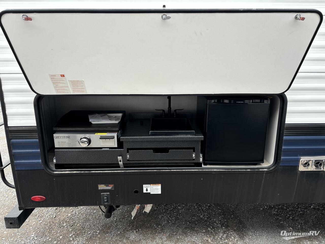 2025 Palomino Puma 32BHFS Photo 19