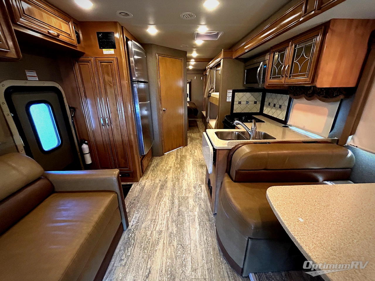 2016 Thor Four Winds Super C 35SB Photo 4
