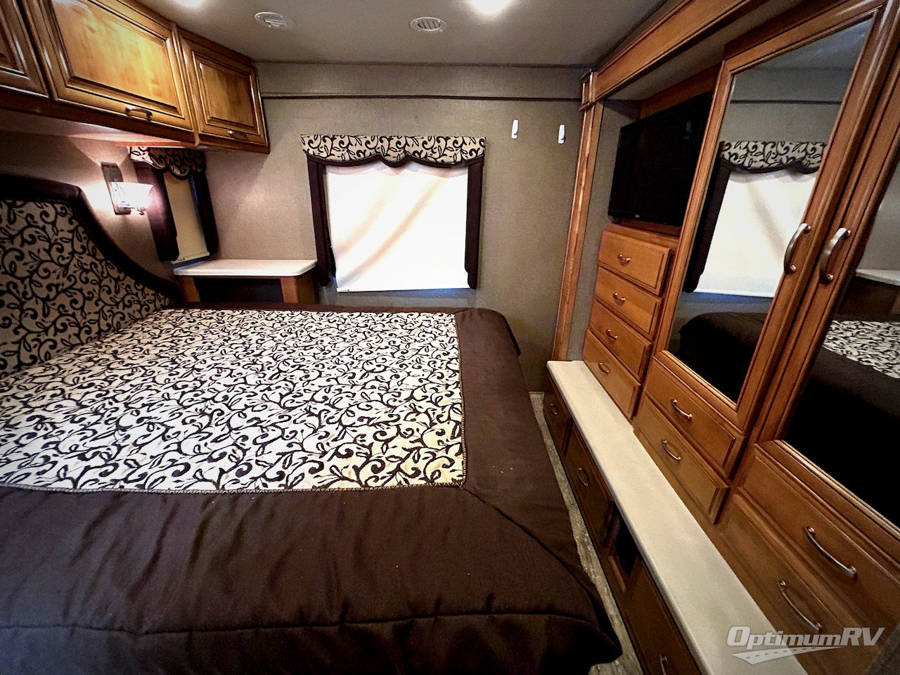 2016 Thor Four Winds Super C 35SB Photo 24