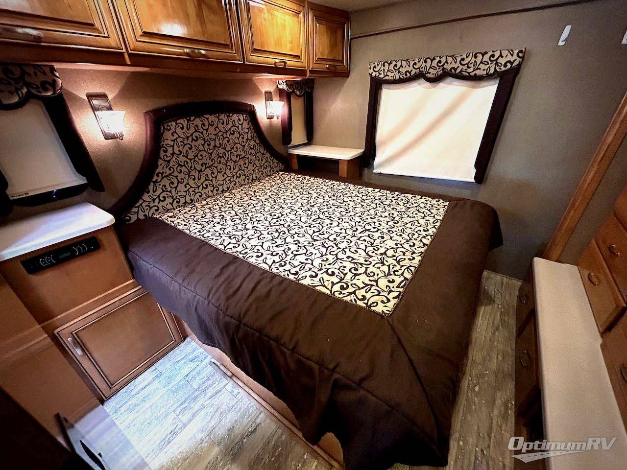 2016 Thor Four Winds Super C 35SB Photo 25