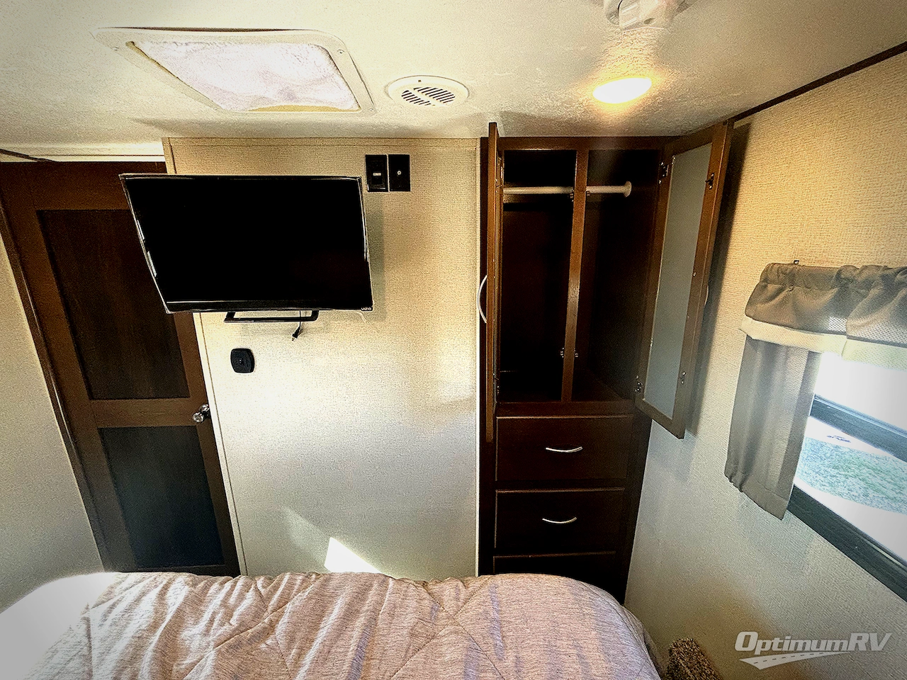 2018 Prime Time Crusader LITE 28RL Photo 11