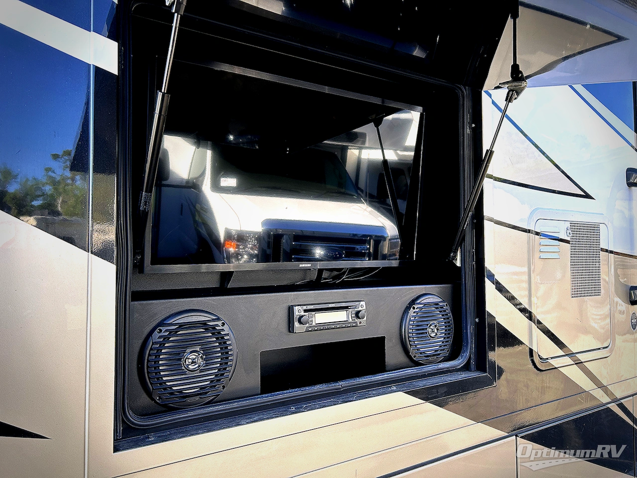 2019 Renegade Verona 36VSB Photo 18
