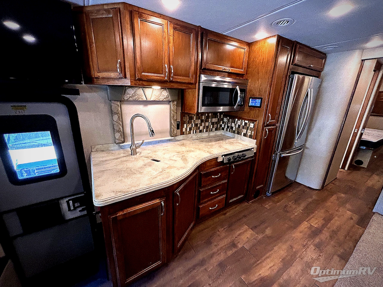 2019 Renegade Verona 36VSB Photo 9