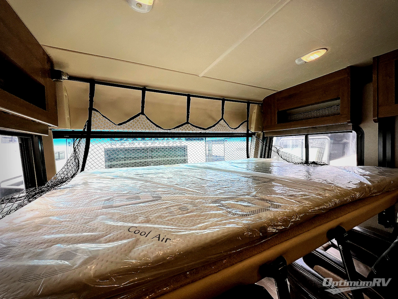 2019 Holiday Rambler Admiral 34J Photo 5