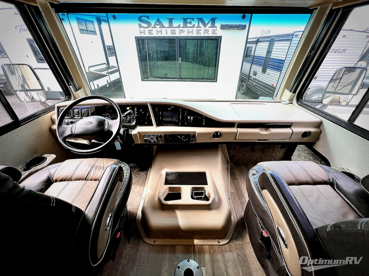 2019 Holiday Rambler Admiral 34J Photo 6