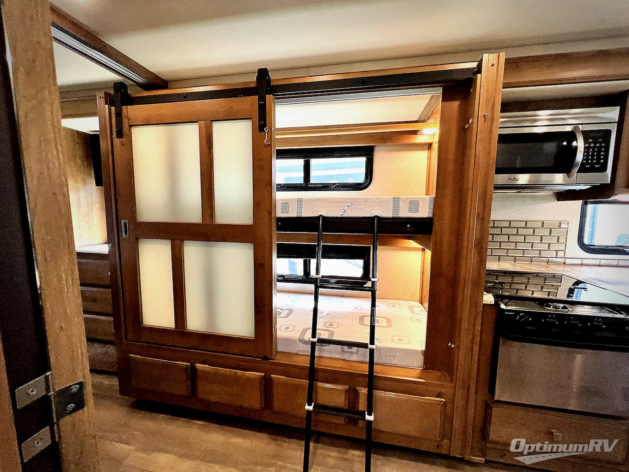 2019 Holiday Rambler Admiral 34J Photo 21