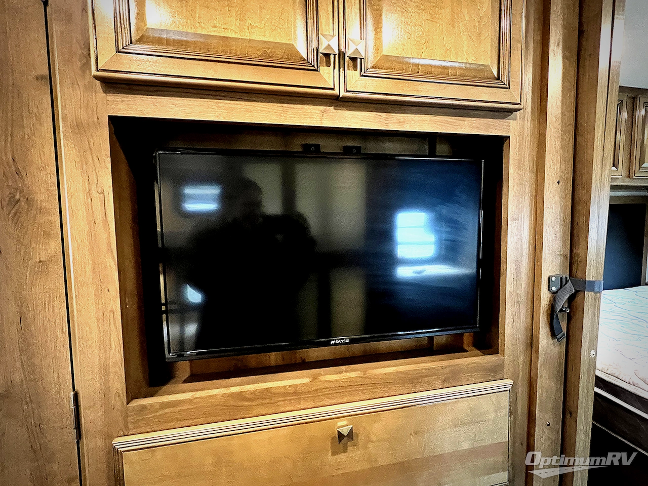 2019 Holiday Rambler Admiral 34J Photo 24