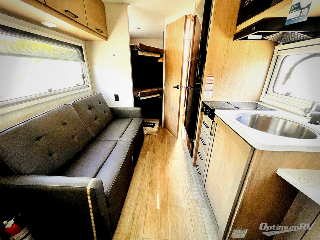 2025 Ember Overland Series 190MSL Photo 4
