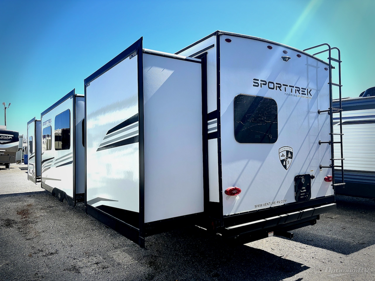 2025 Venture SportTrek Touring Edition STT343VBH Photo 3