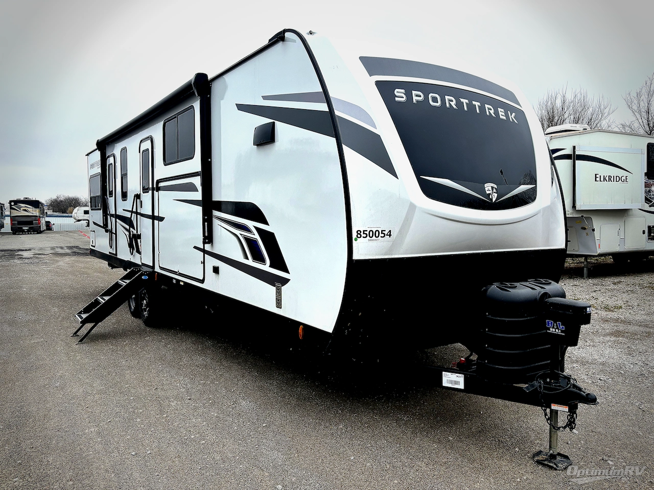2025 Venture SportTrek ST302VFK Photo 1
